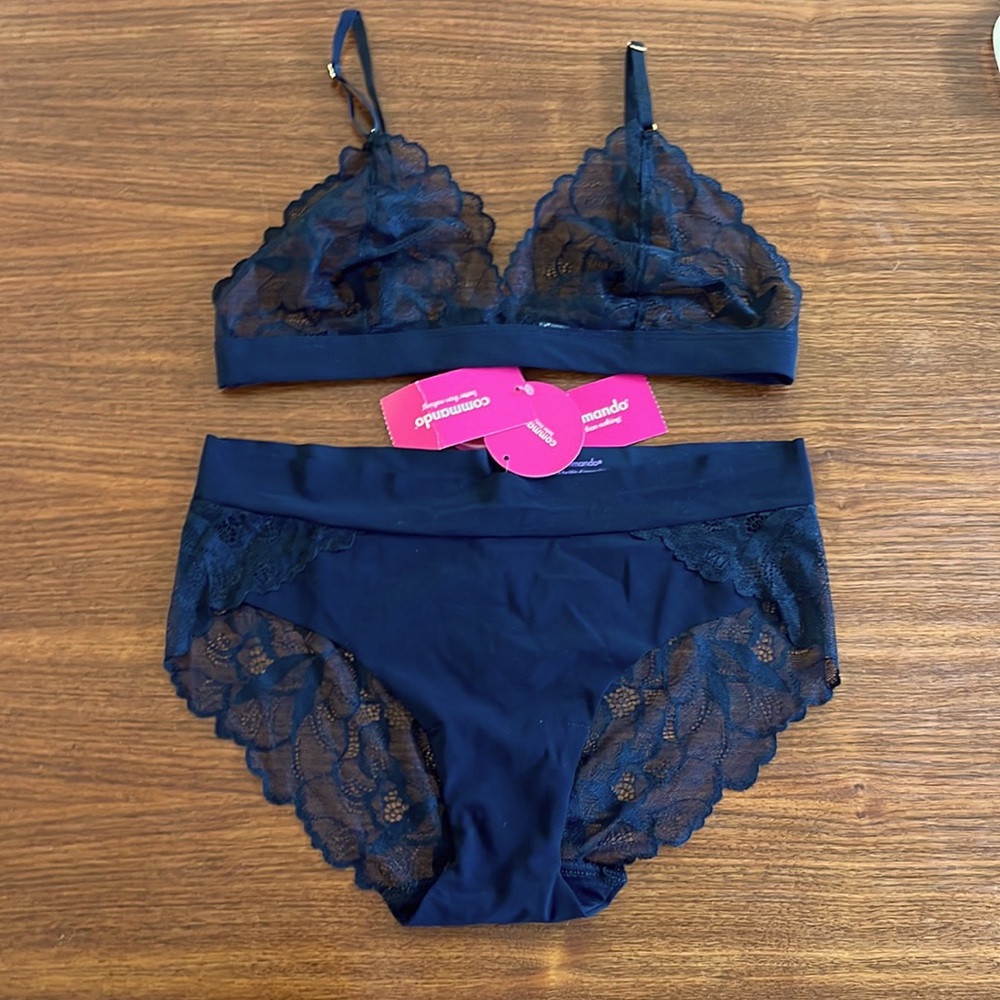 Commando “Love+Lust” black lace bralette and panty set M/L